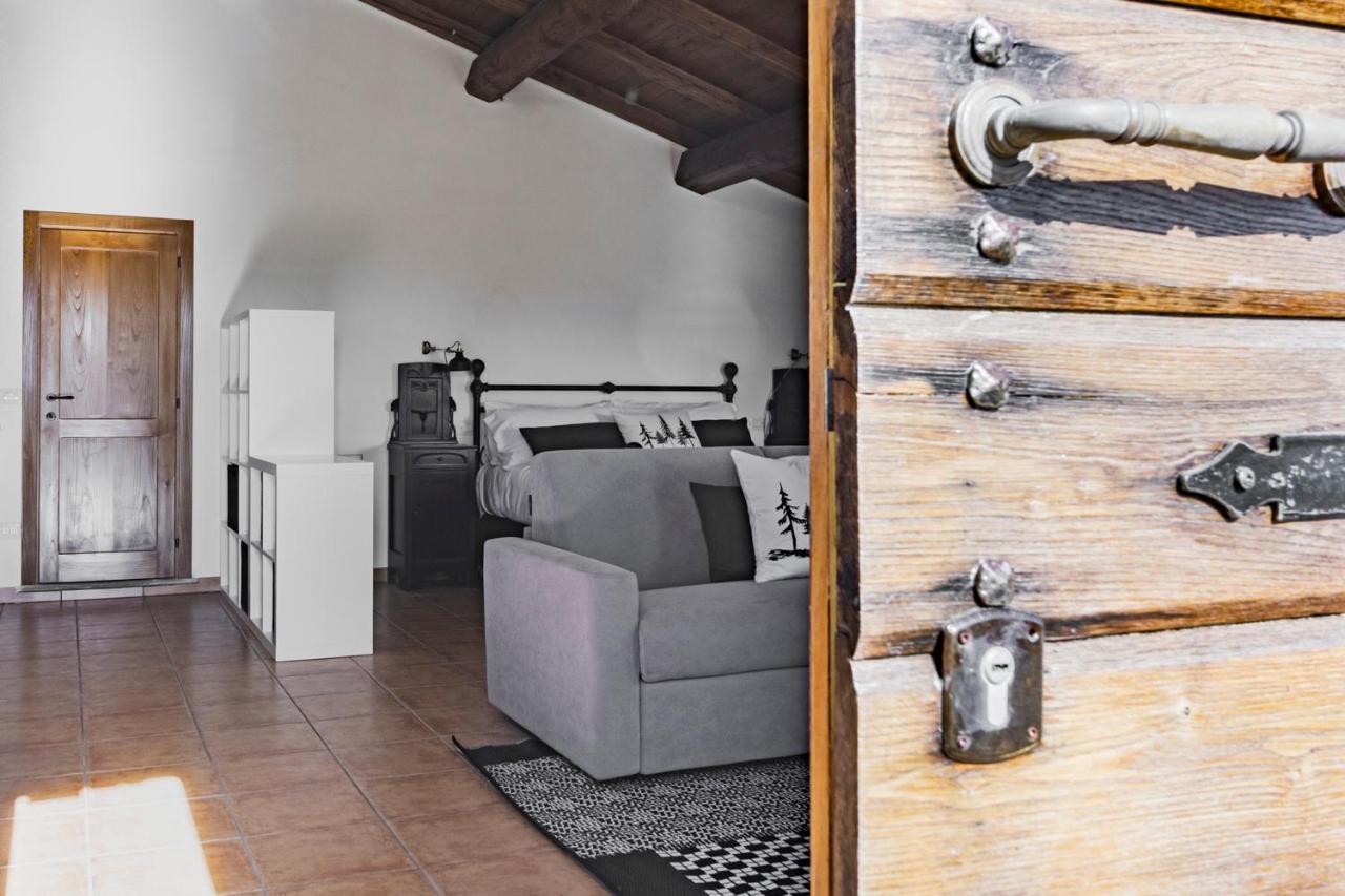 Casale Le Brecce B&B 奥特里科利 外观 照片