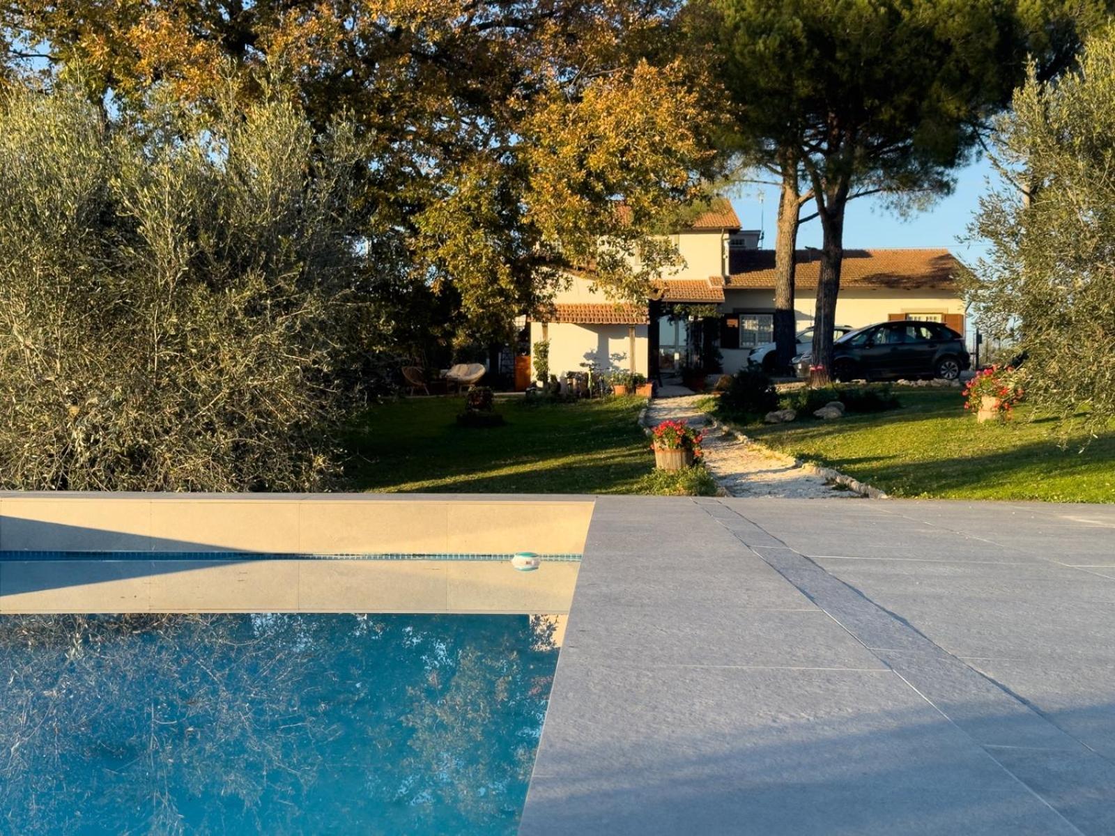 Casale Le Brecce B&B 奥特里科利 外观 照片